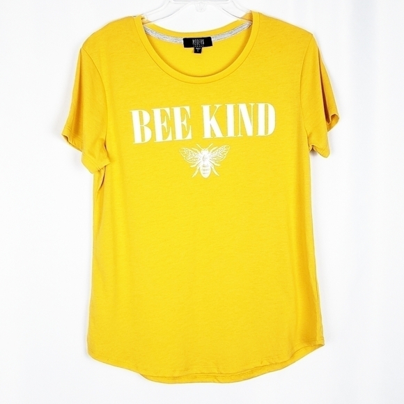 BEE KIND bumblebee graphic tee - Picture 1 of 6